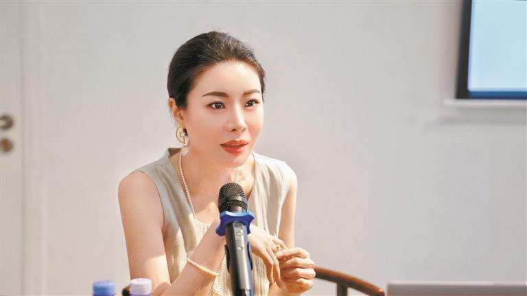 王艺洁携新书《捕风人》做客湾区文化茶座-宝安湾