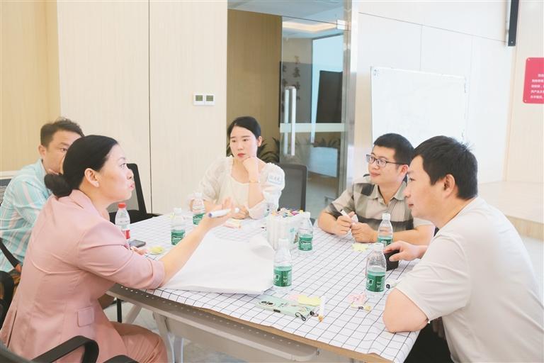 福城街道章阁社区打造共治共享新格局-宝安湾