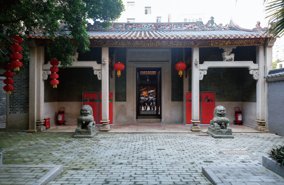10-东宝行政督导处旧址原为“泽培陈公祠”,修建于清朝光绪年间,2001年维修后变为宝安抗日纪念馆。.jpg