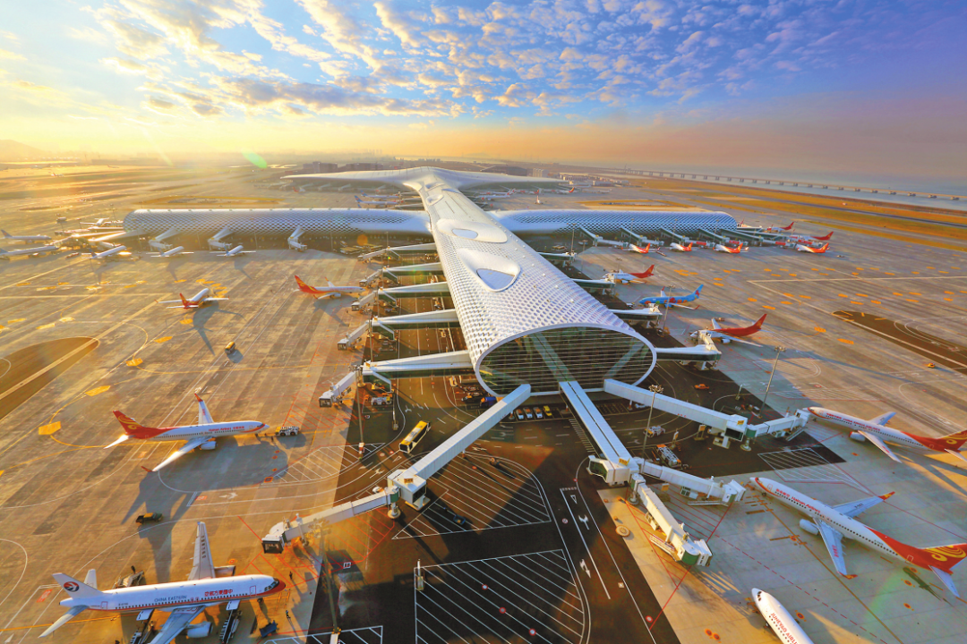 17-如今的深圳机场。.png