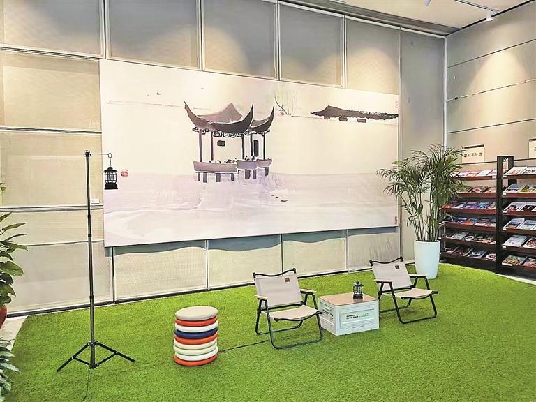 “吴冠中艺术纪念展”在宝安区图书馆揭幕-宝安湾