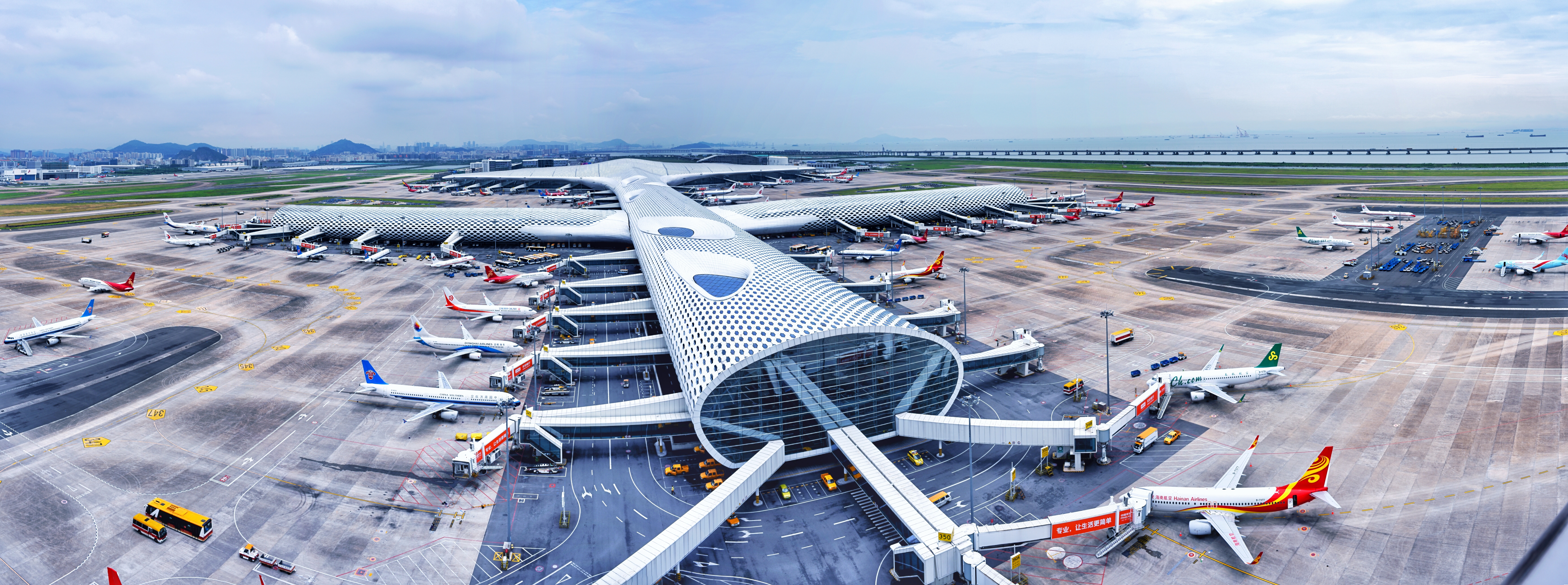 必选3:深圳宝安国际机场.jpg