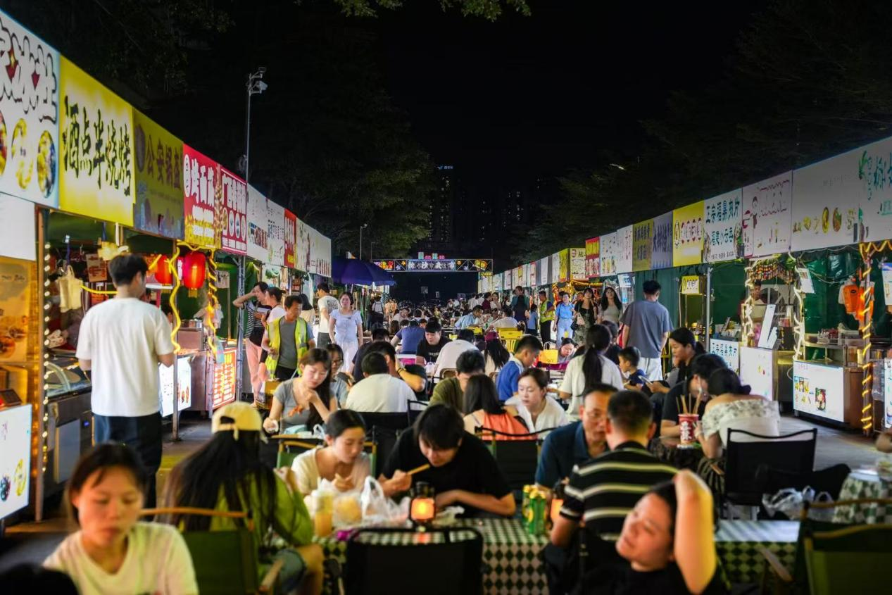 摩天轮下组美食局，您有份宝安“烟火请柬”请查收