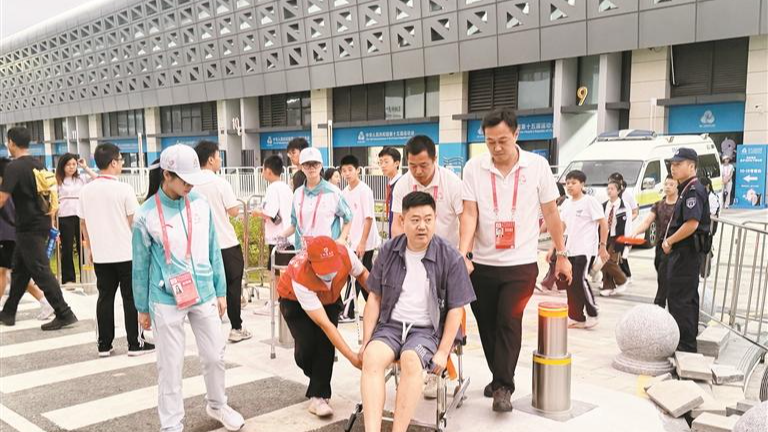 公明街道：自家喜事搭把手 暖心迎接八方客