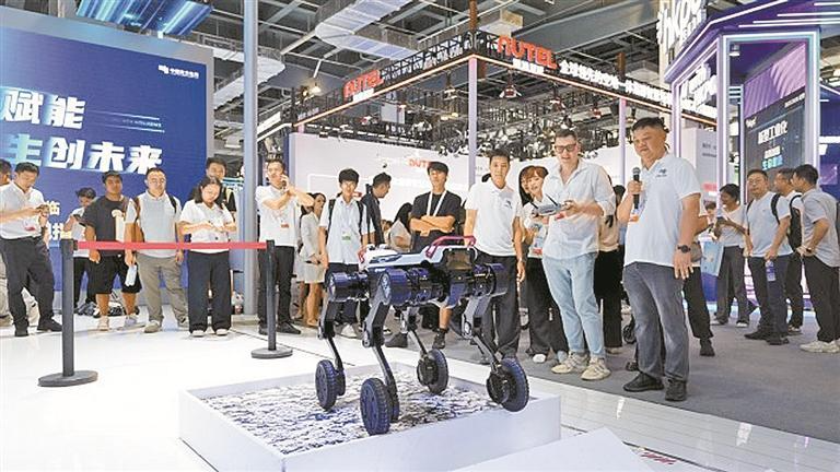 18家宝企集中亮相世界人工智能大会