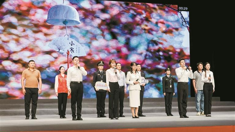 光明获全市行政执法竞赛三项殊荣