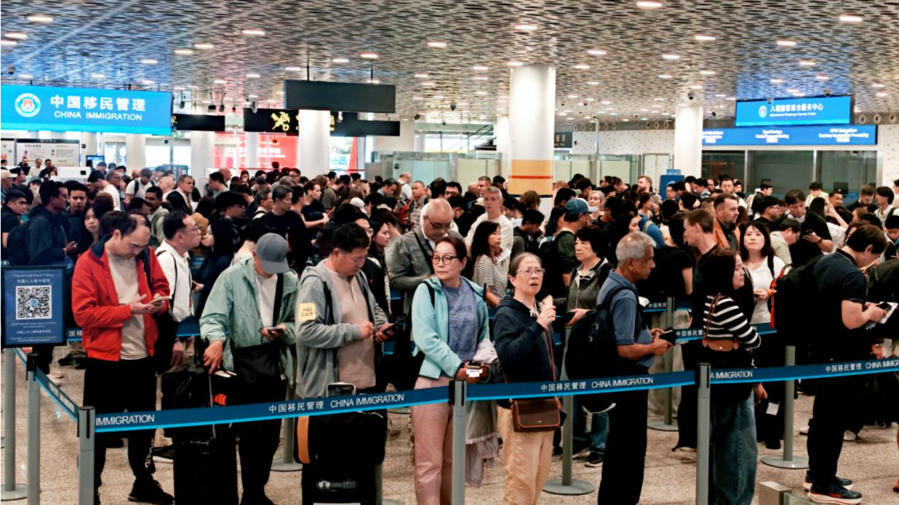 广交会客商集中抵深！深圳机场口岸入境外籍客流增长超21%