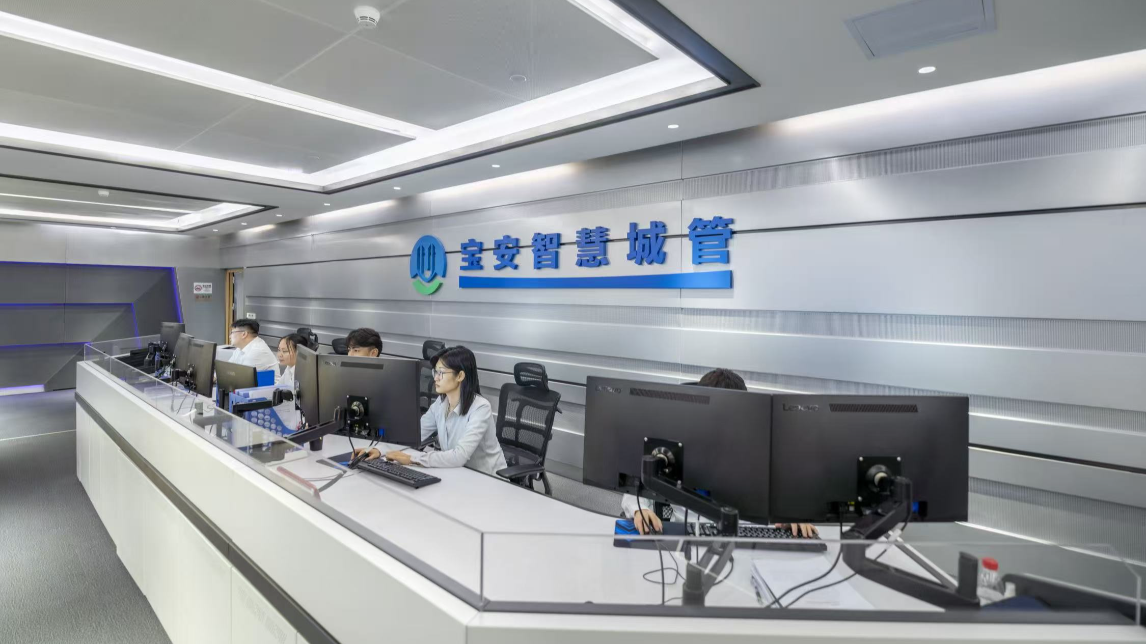 AI赋能！宝安城管热线新增12种外语服务