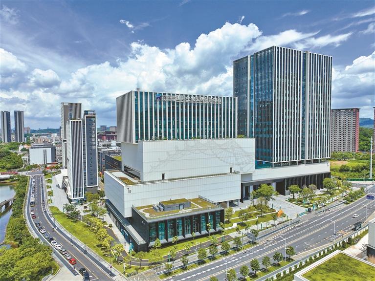 光明区以大企服体系为新质生产力培育注入强劲动能，构建“全域企服”生态 护航企业茁壮成长