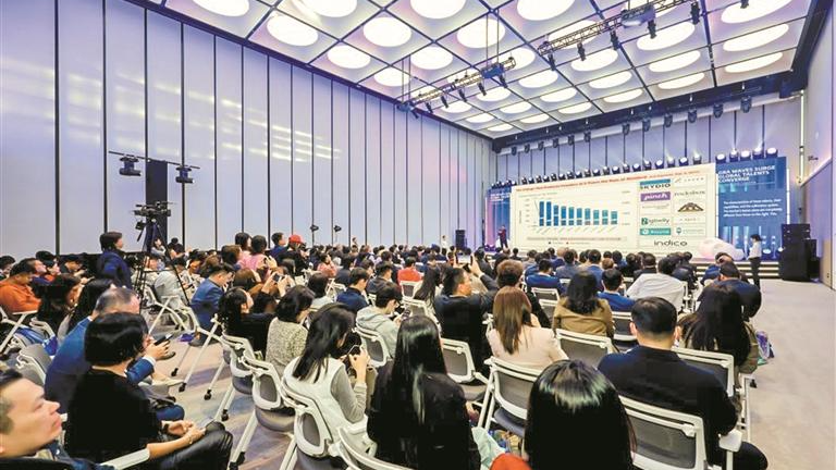 千个岗位供选择 500套宿舍拎包入住！第十二届深港（前海）人才合作年会举办