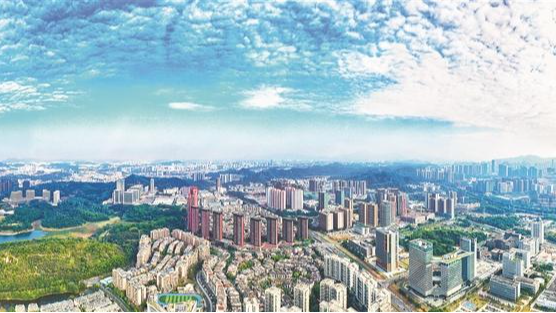 一轴双心多点，开启跃升之路！龙华以人城产融合共生绘就宜居宜业新图景