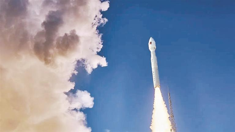 探访中大深圳校区学生团队历时四载“造星”路