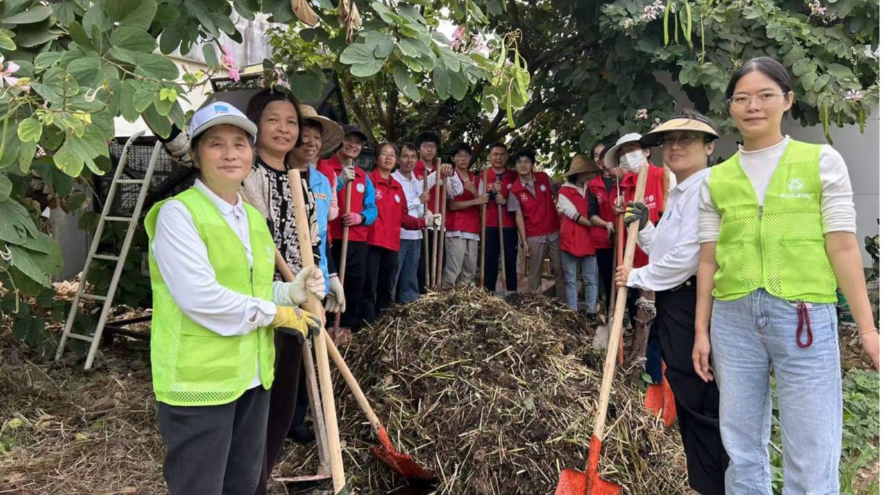 春风化雨润龙华！退休教师朱小英的环保“第二课堂”‌