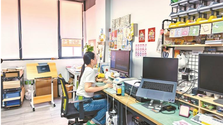 这只龙华鸭给万千网民解压