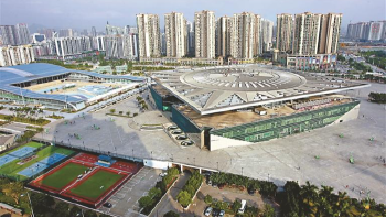 16个月在中心区荒地建起深圳最大体育馆！中铁建工“老兵”杨栩与宝安的三次“地标之约”