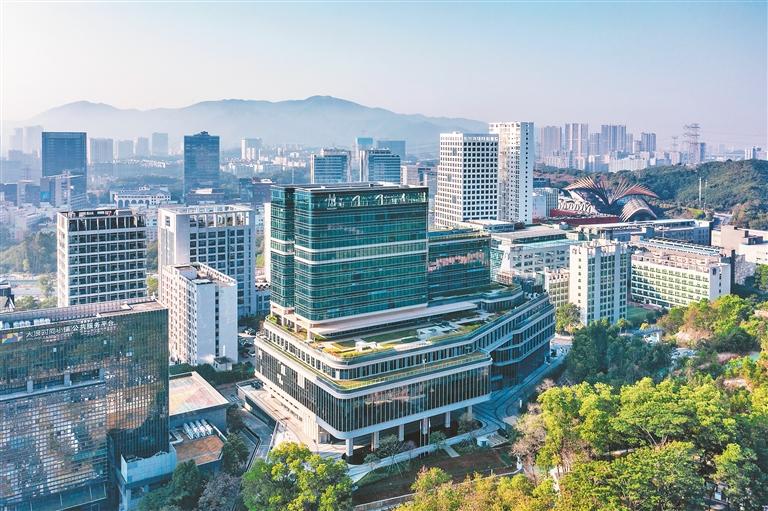龙华时尚艺术大厦项目连摘两项省级大奖