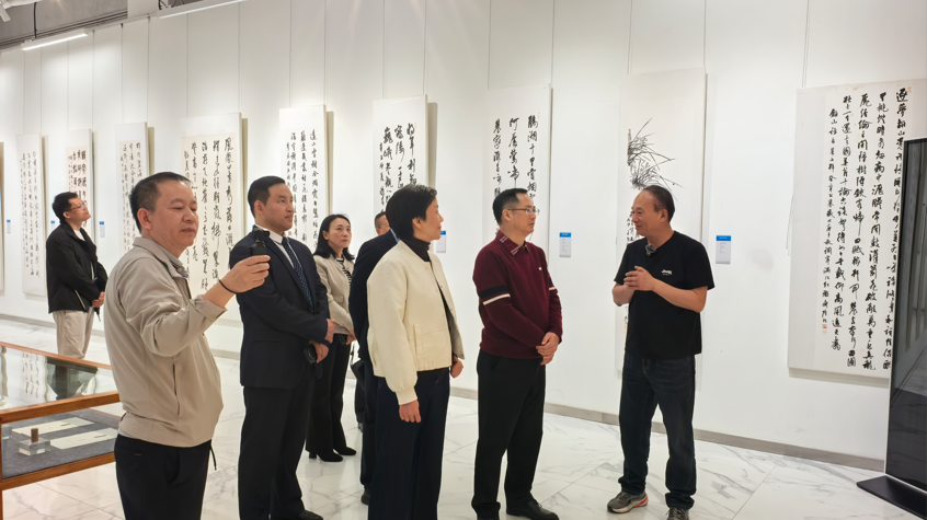 “西泠清芬——陈浩诗书画印展”在宝安开展