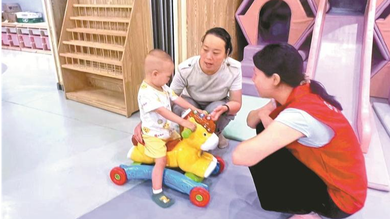 龙华区家庭教育宣传周主题活动开启亲子“心”对话