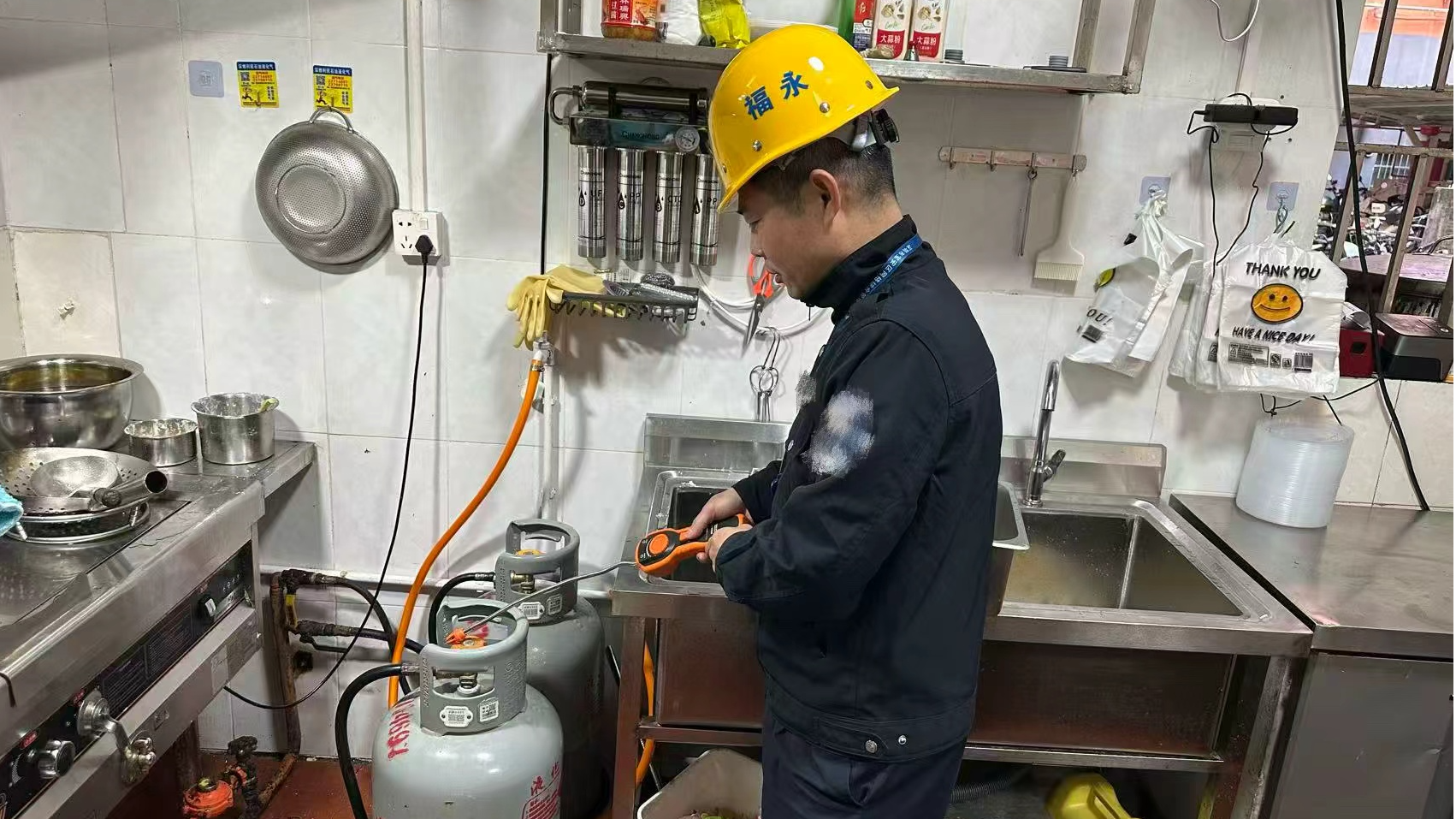 福永网格开展防寒安全巡查