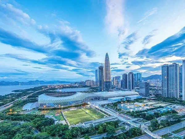中共深圳市委 深圳市人民政府八一慰问信