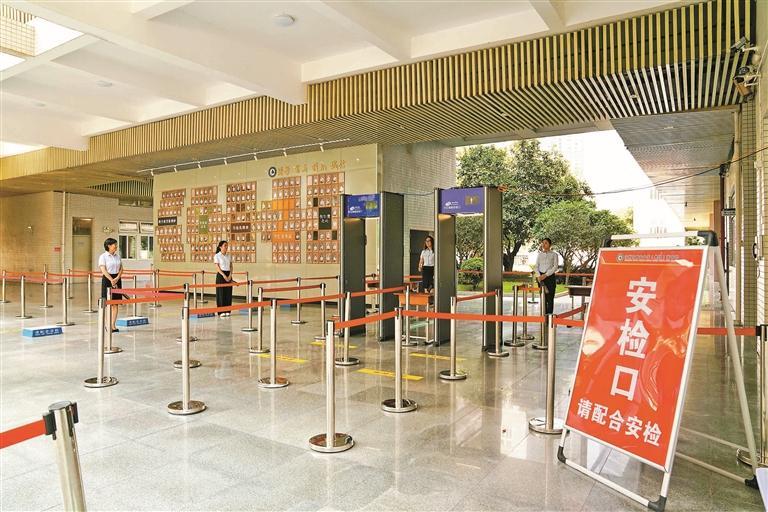 宝安全力抓实备考工作 做好高考服务保障