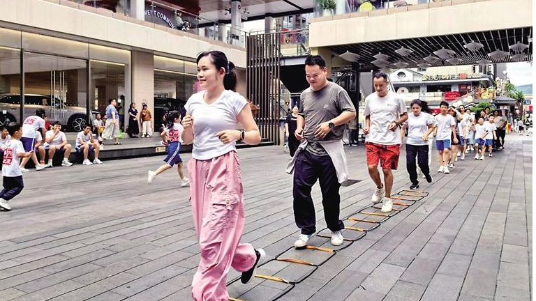 后浪商圈深化健康先行区建设，开展“体重管理我先行”活动