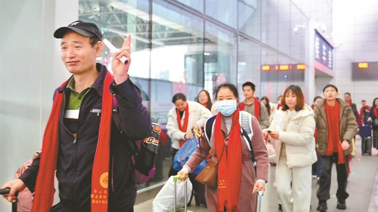 宝安人的年味，在守望相助中升腾