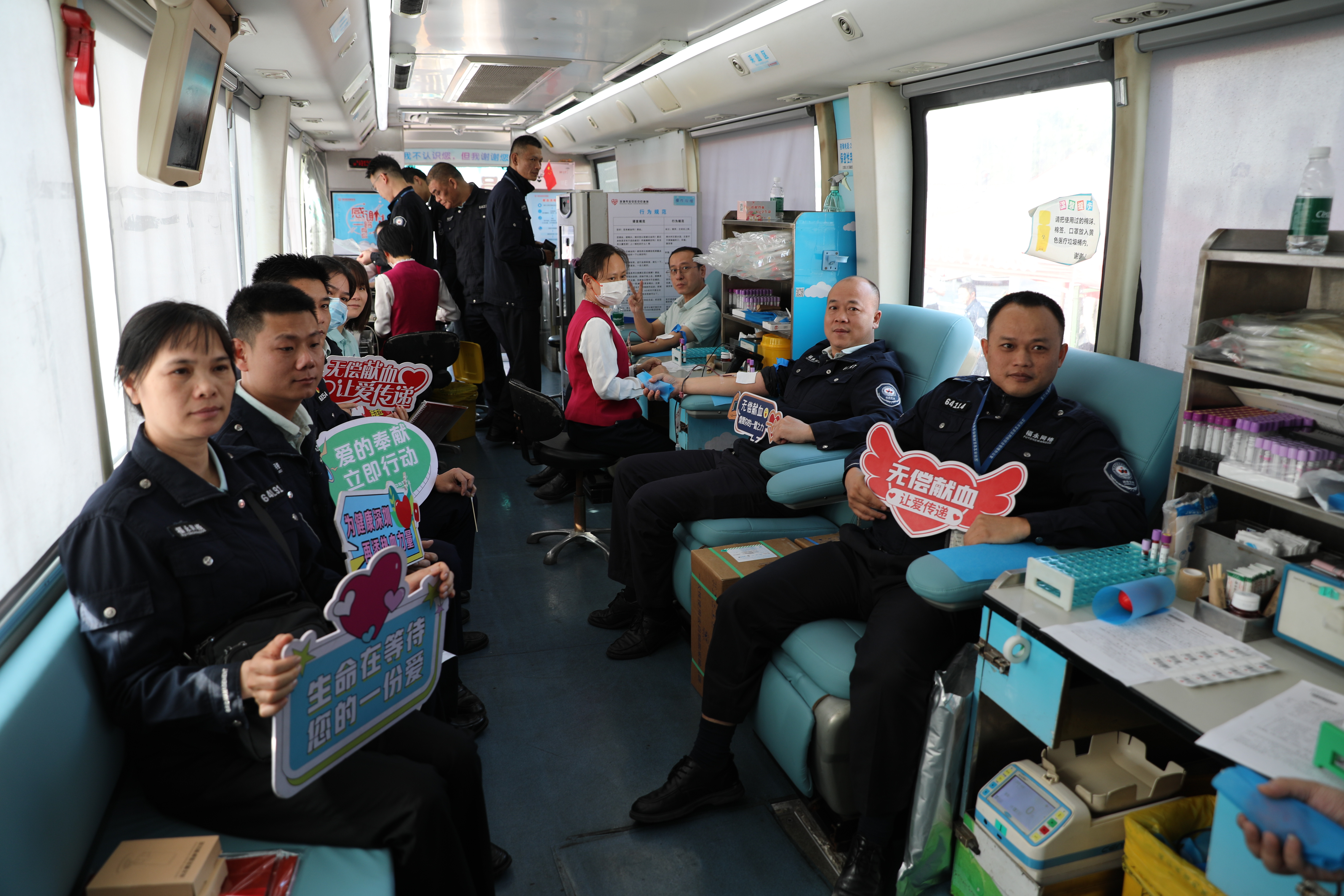 160名网格员献血3万多毫升！福永这场无偿献血活动好暖心
