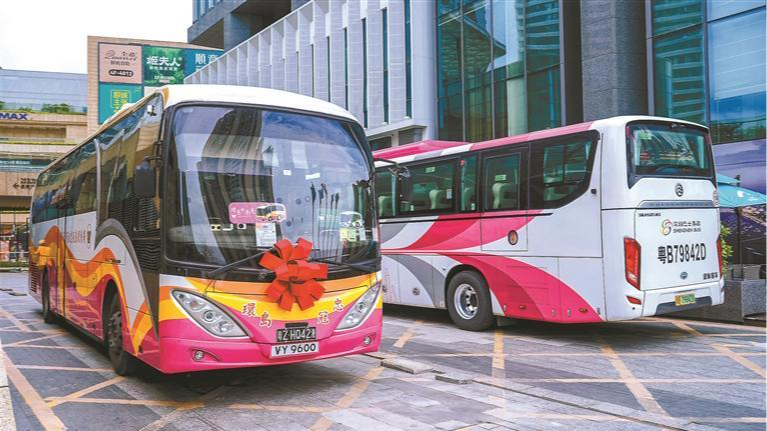 香港机场光明城市候机楼启用